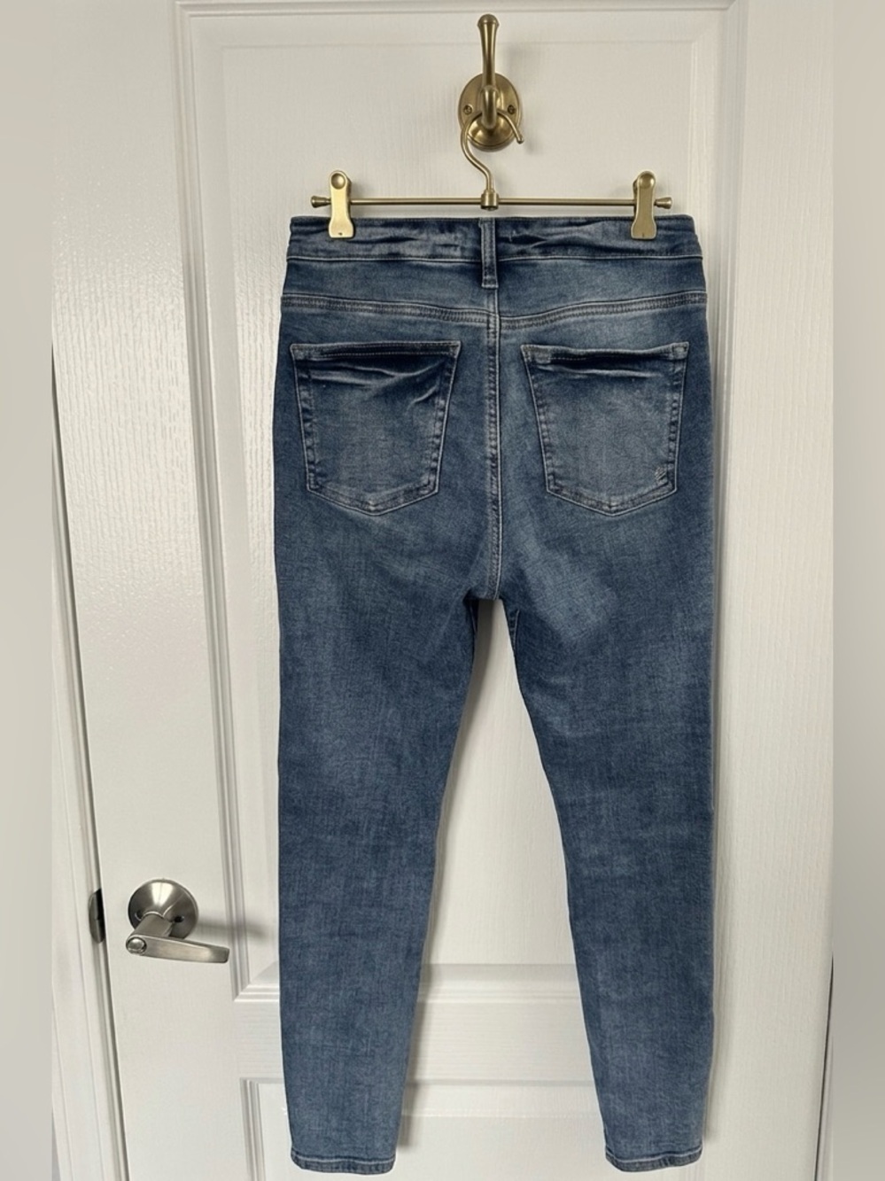 Silver Jeans Co. | Infinite Fit Skinny Jeans - Picture 2 of 3